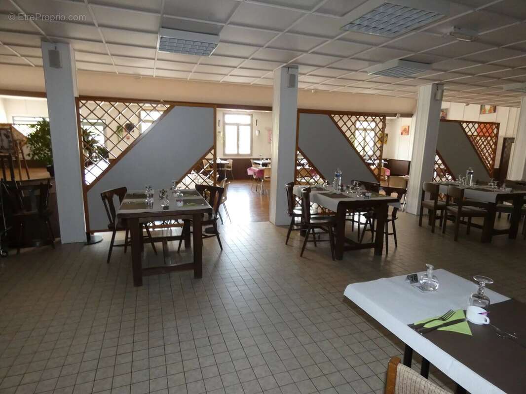 Bar-restaurant, proche de la vallée des Saints - photo 7