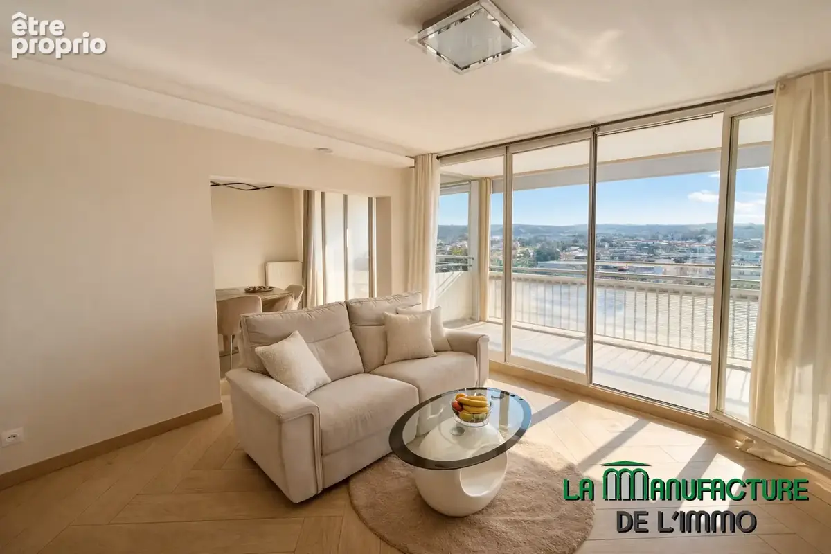 Appartement à SAINT-ETIENNE