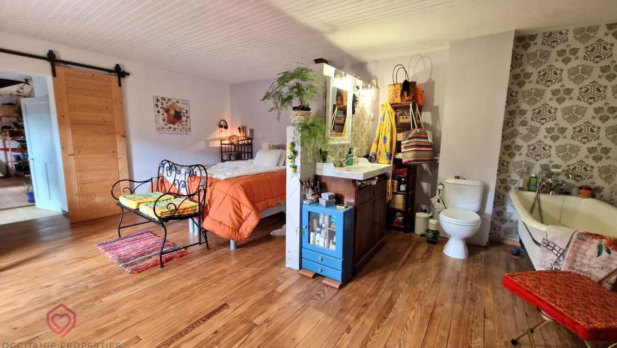 Maison à PRAT-BONREPAUX