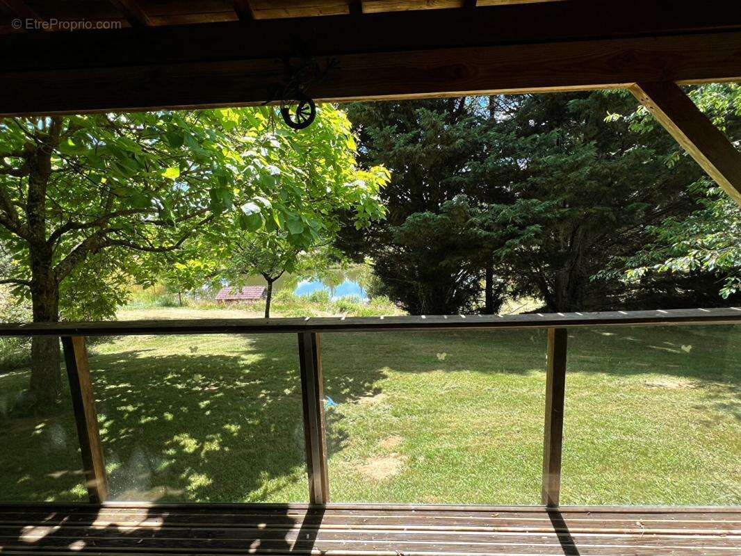 Etang avec chalet 4 pièce(s) 35 m2 - photo 9