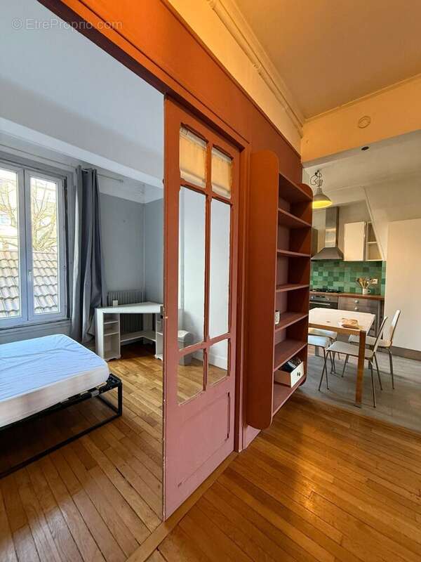 Appartement à MONTROUGE