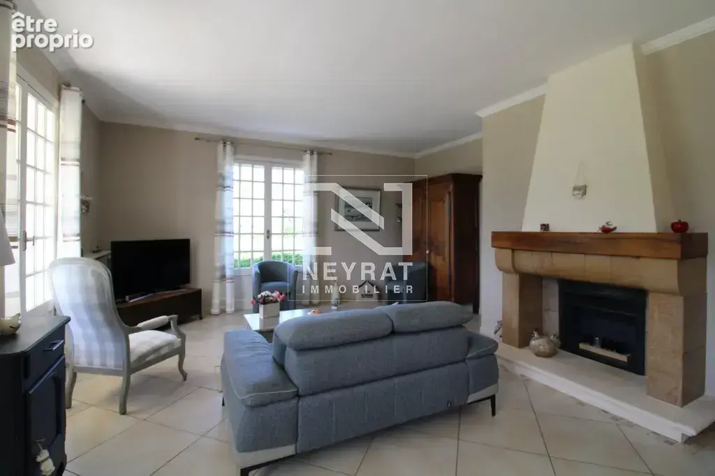 Maison 4 chambres sur 6 472 m² – terrain constructible détachable 1500 m²– piscine – dépendances - photo 9