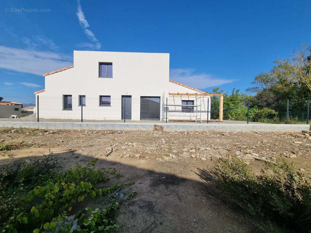 Maison à OLONZAC