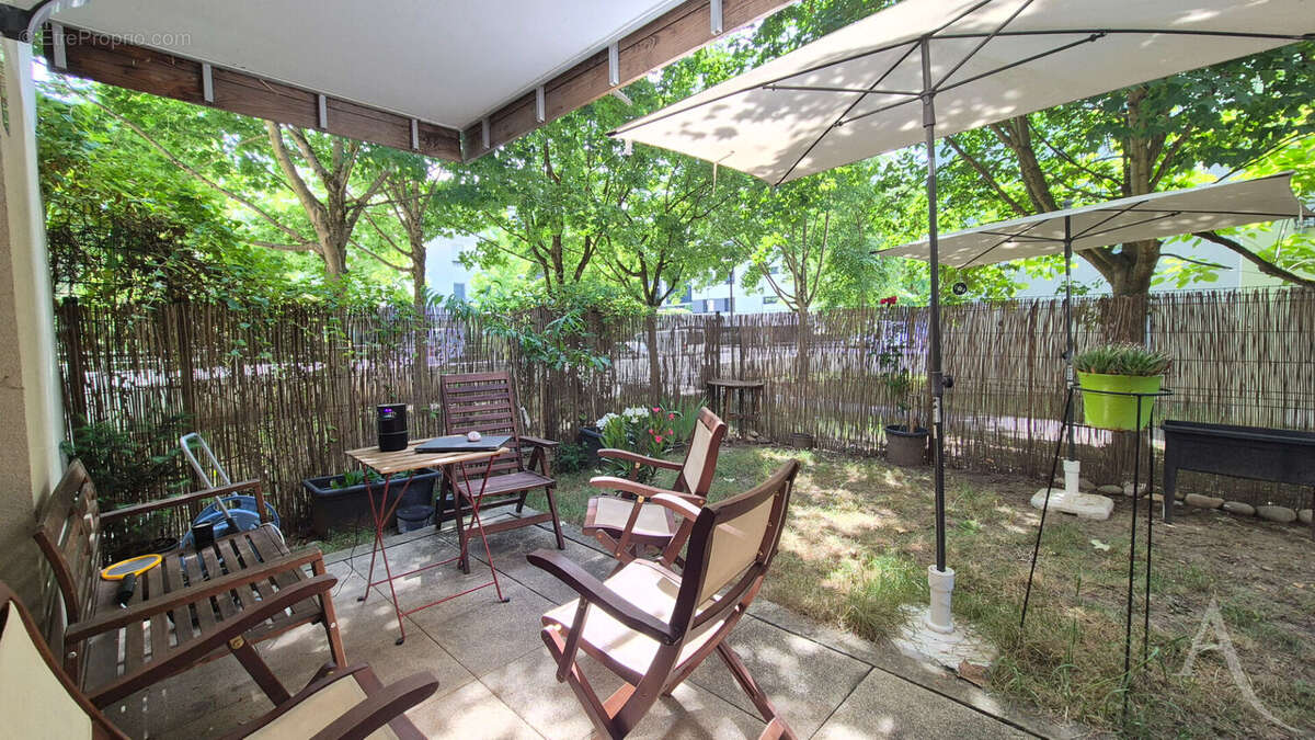 Appartement Meylan 4 pièce(s) 84.5 m2 - photo 2