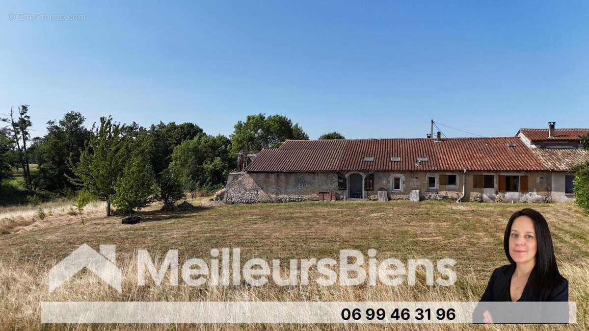 Maison Charentaise à rénover, déjà habitable, grand terrain et dépendances - photo 19