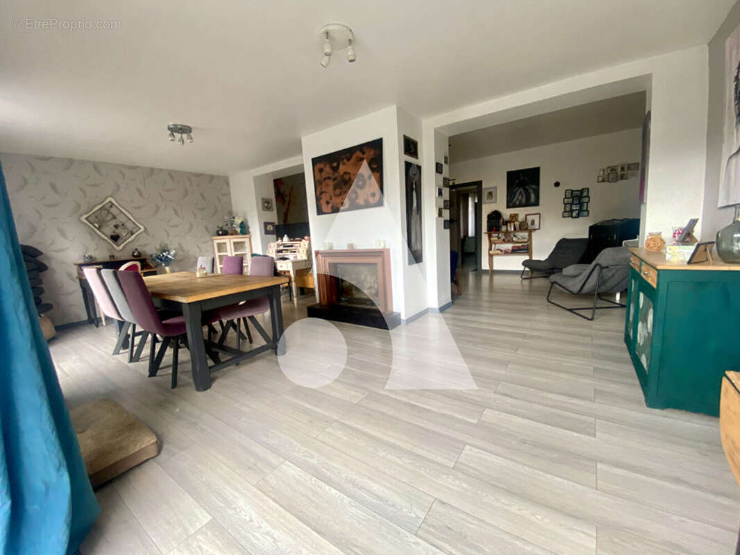 Maison à CHARLEVILLE-MEZIERES