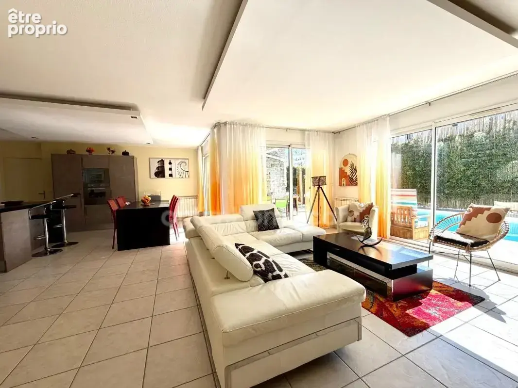 Villa 5 pièces avec piscine – Quartier très recherché de Port Camargue - photo 7