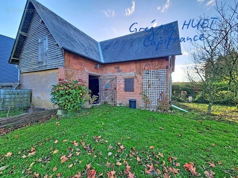 Maison à GIVERVILLE