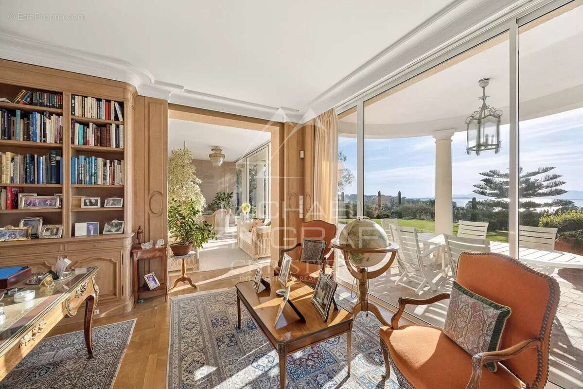 Maison à ANTIBES