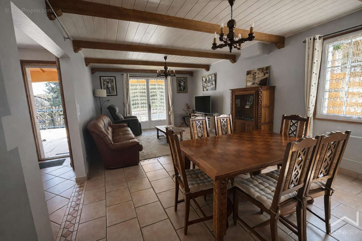 Maison à SAINT-MARCEL-D'ARDECHE