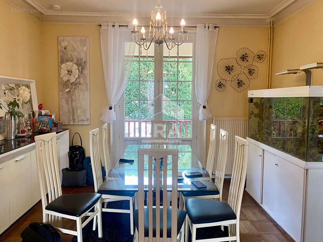 Maison à COURLON-SUR-YONNE