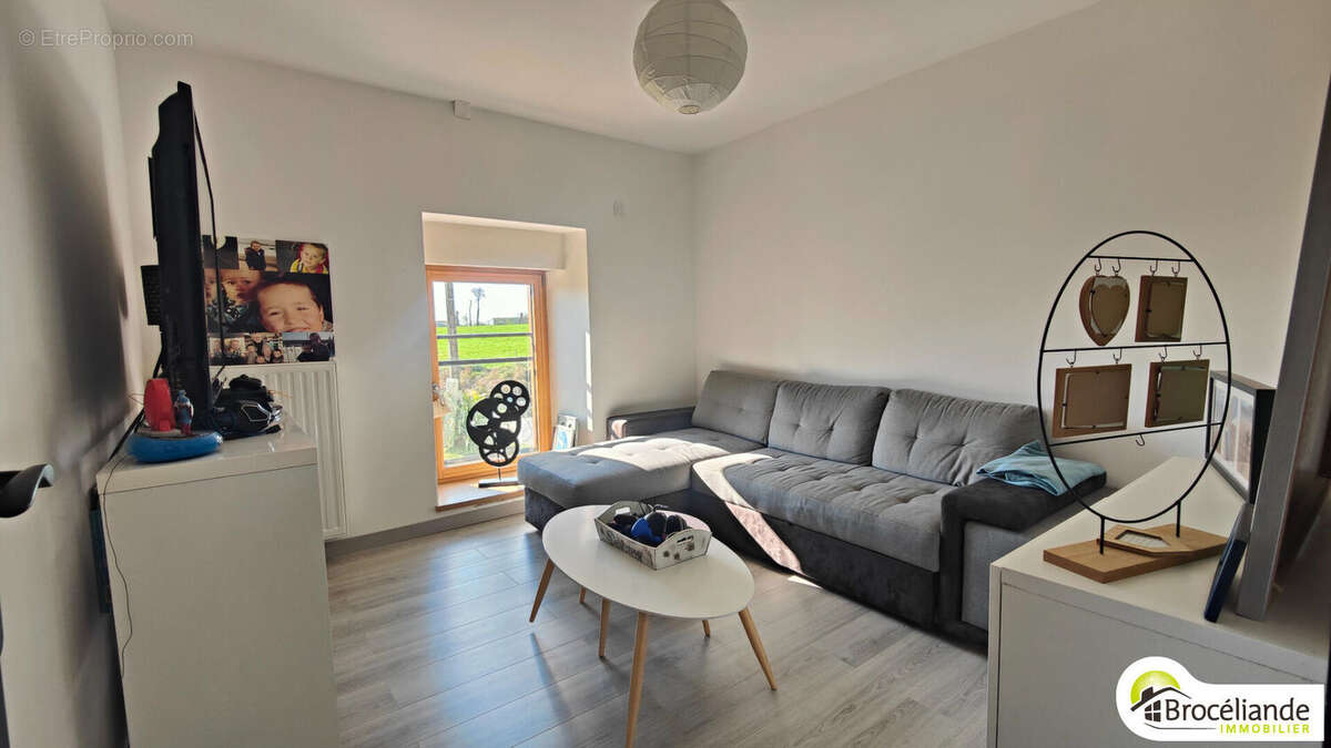 Maison à SAINT-GILLES