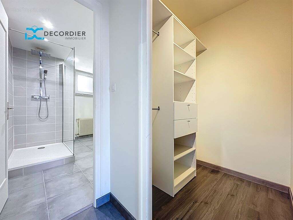 Appartement à EVIAN-LES-BAINS