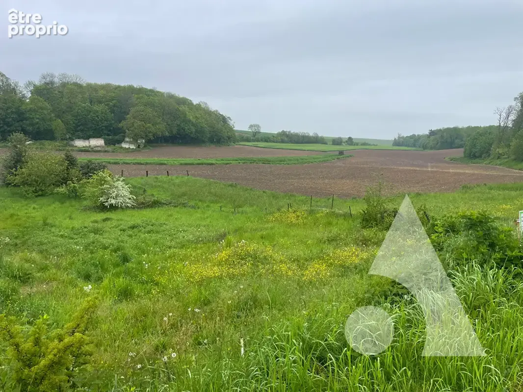 Terrain constructible de 837 m² à NANTEUIL LE HAUDOIN même - photo 2
