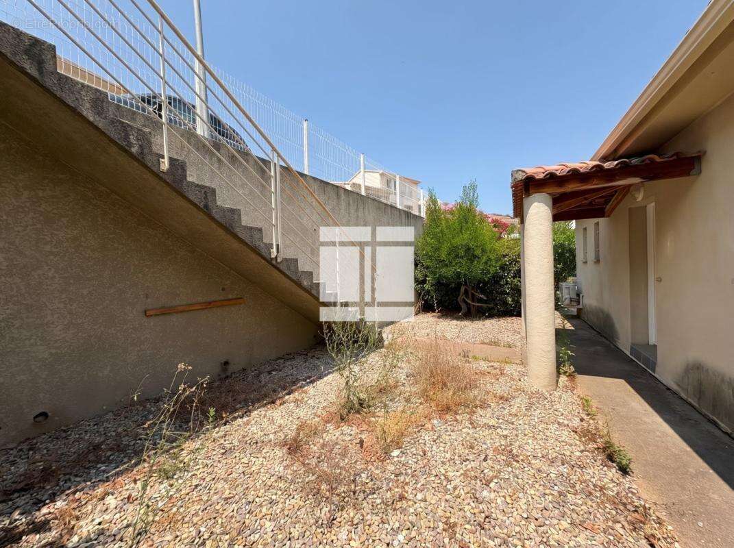 Appartement T2 avec jardin et terrasse - photo 9