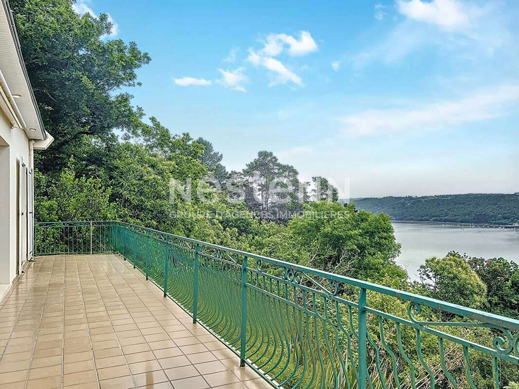 à Vendre -Maison d'Exception en bord de l'Aulne , Cadre naturel préservé - photo 4