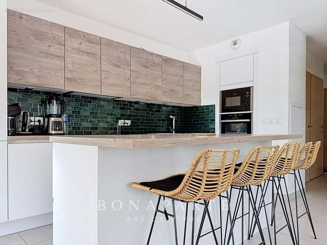ORNEX – Appartement récent avec terrasse et jardin privatif - photo 4