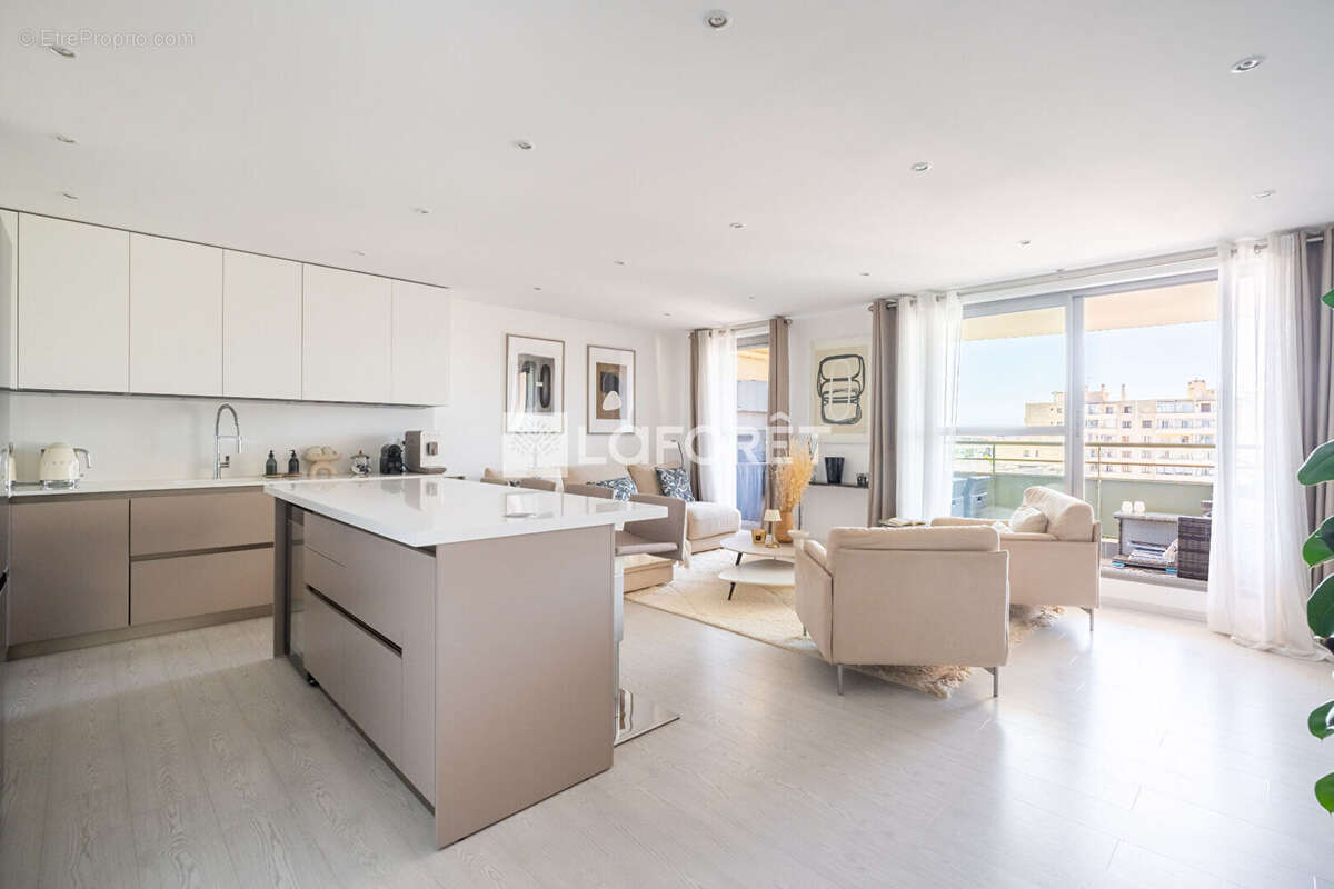 Appartement à MARSEILLE-8E