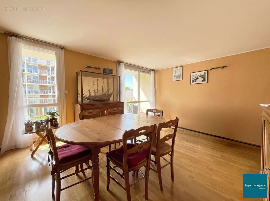 Appartement 85 m² à Caen  - photo 2