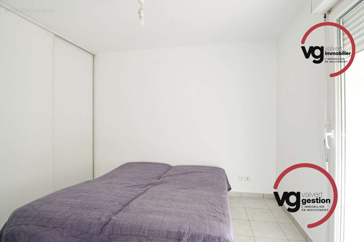 Appartement 70 m² à Decines-Charpieu  - photo 6