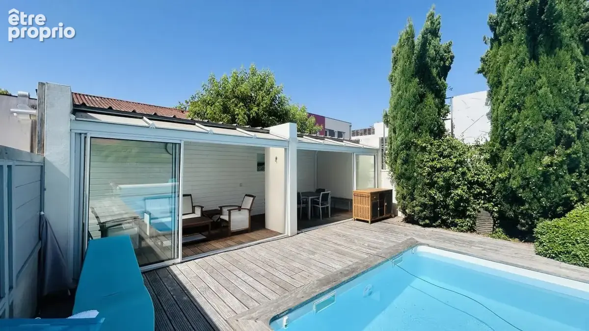 Appartement 500 m² à La Rochelle  - photo 13