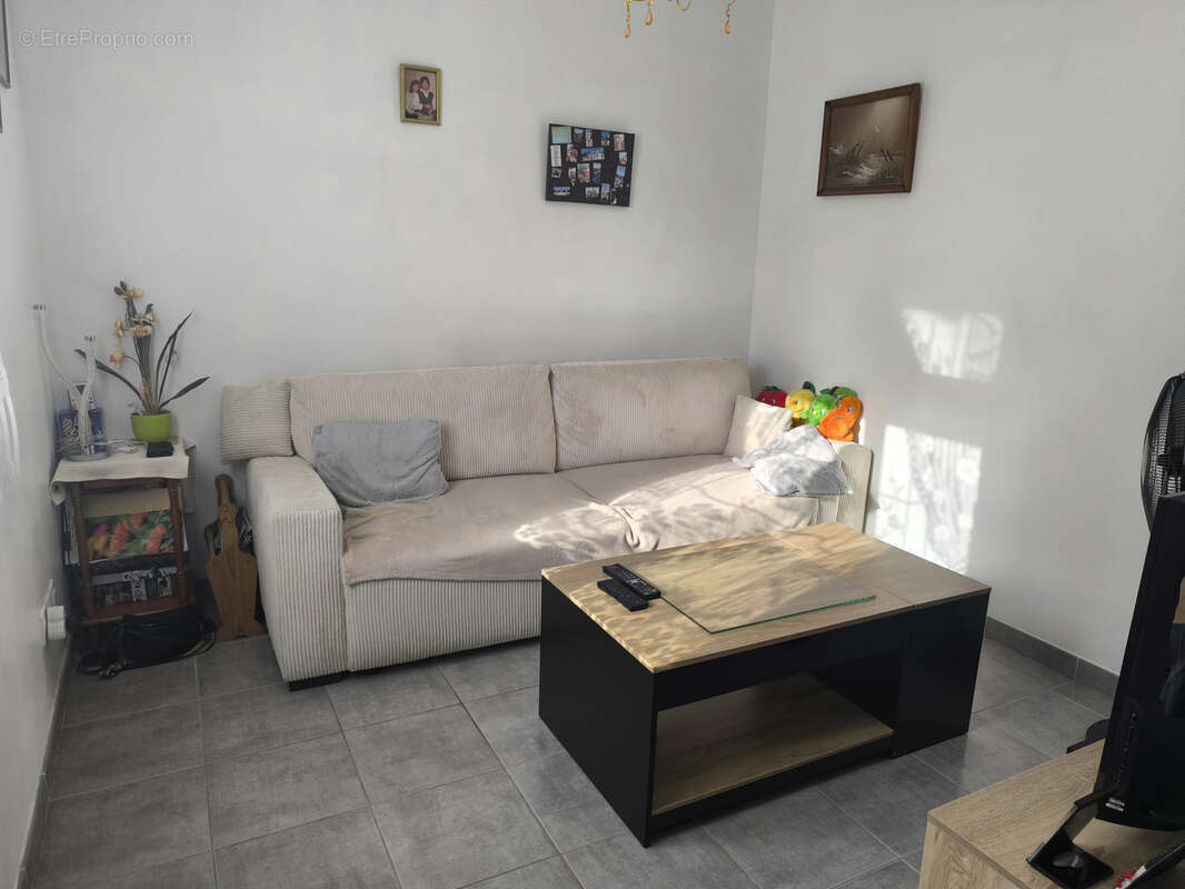 Maison à LA BATIE-DIVISIN