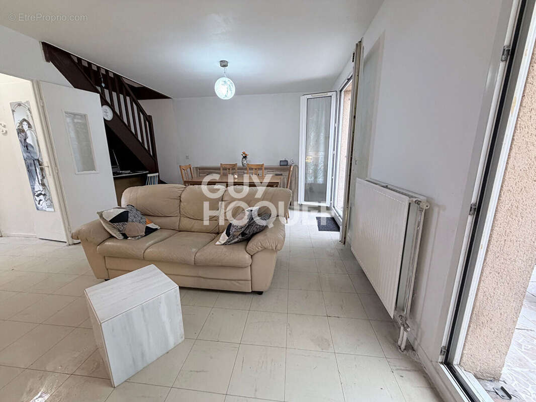 Maison à NEUILLY-SUR-MARNE