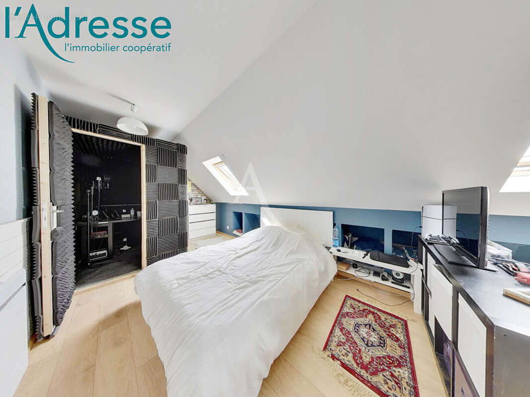 Maison centre ville - photo 11