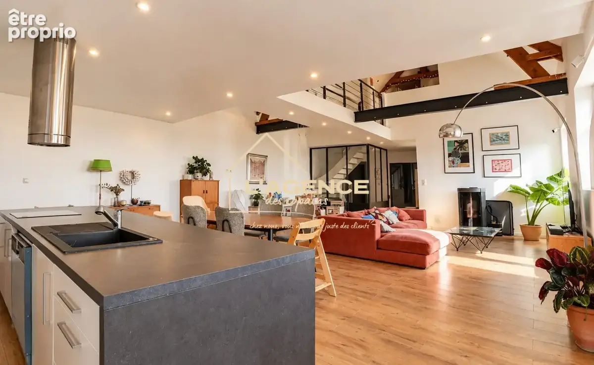 Maison 8 pièces 260 m² à vendre à Cassel (59670) - photo 2