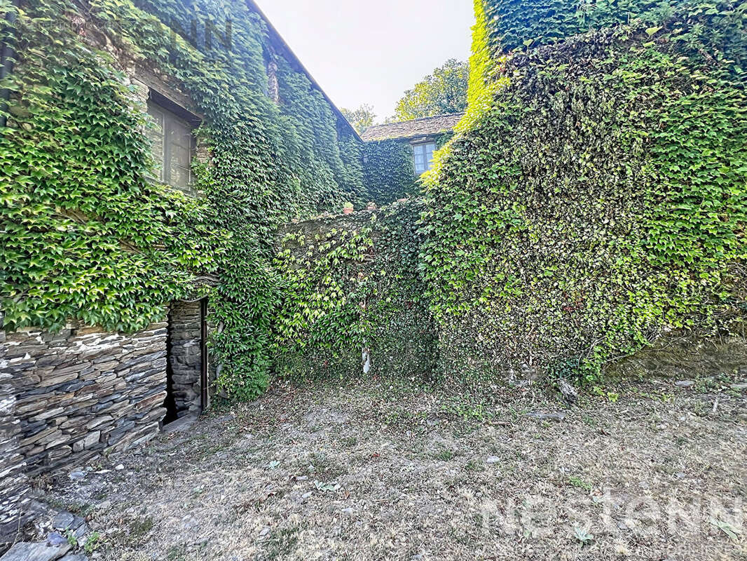 Mas cévenol de caractère avec 22 hectares, pierre sèche et vues panoramiques ? Saint Germain de Calberte - photo 17