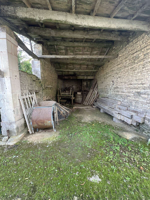 Maison à ASNIERES-LA-GIRAUD