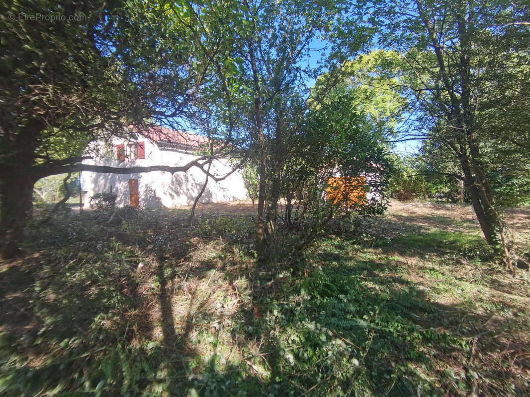 Maison à SAINT-CLAUD