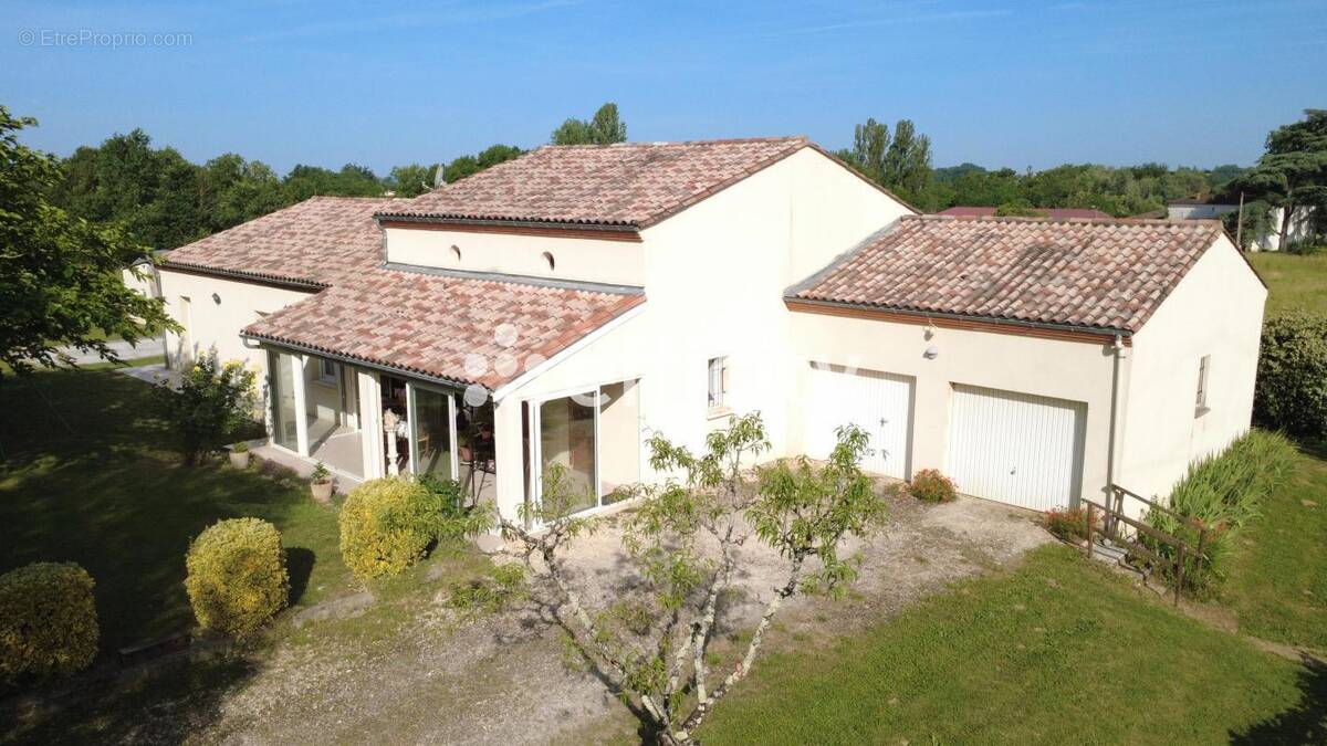 Maison à VILLENEUVE-SUR-LOT