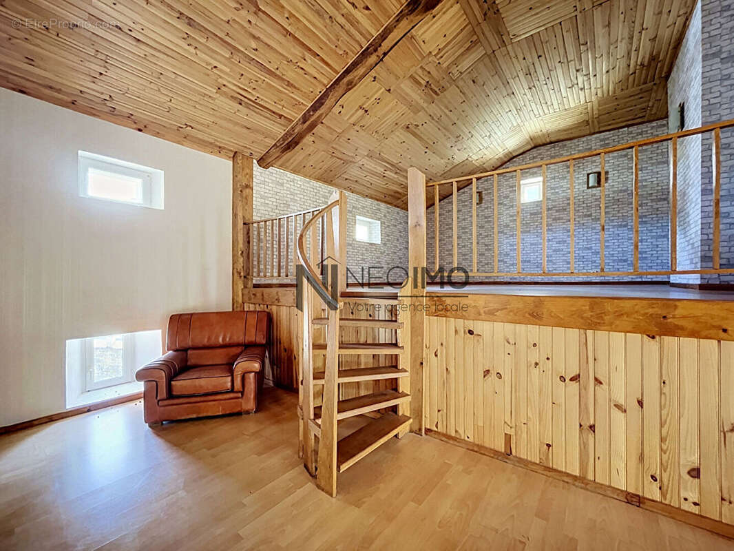 Maison Vouxey 3 pièce(s) 254.73 m2 - photo 5