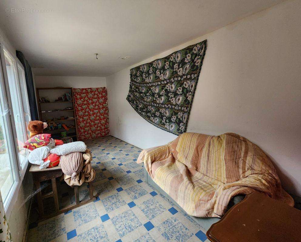 Appartement à DROUE