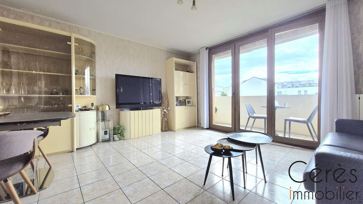Appartement à ROMAINVILLE