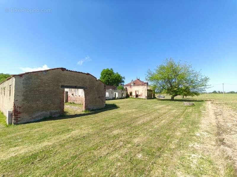 Maison à AIRE-SUR-L'ADOUR