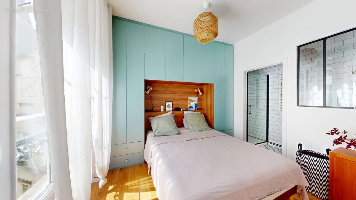 Appartement à PARIS-11E