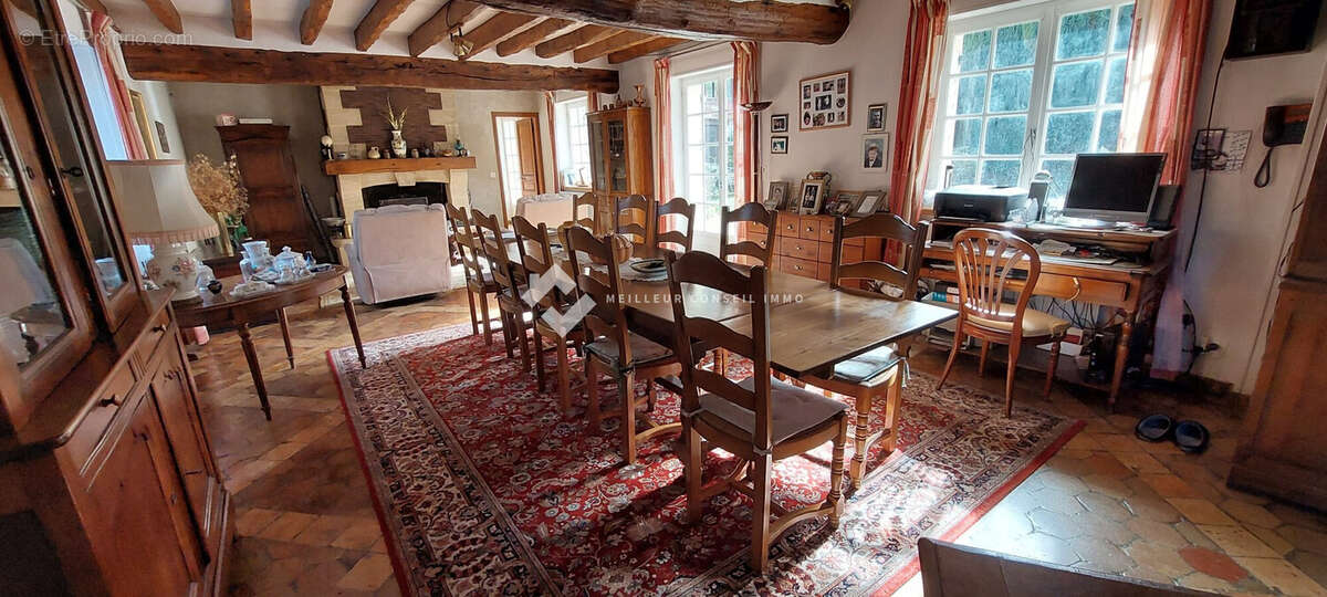 Maison à THOIRY
