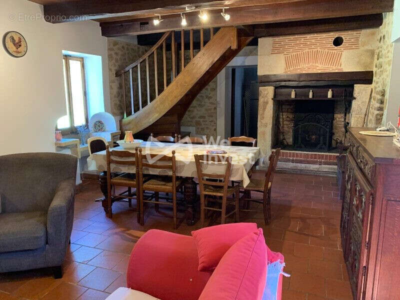 Maison à PRAYSSAC