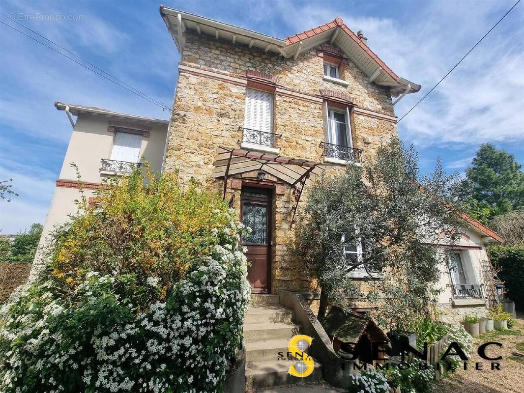 Maison à TAVERNY