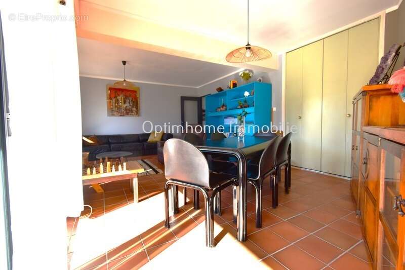 Appartement à HYERES