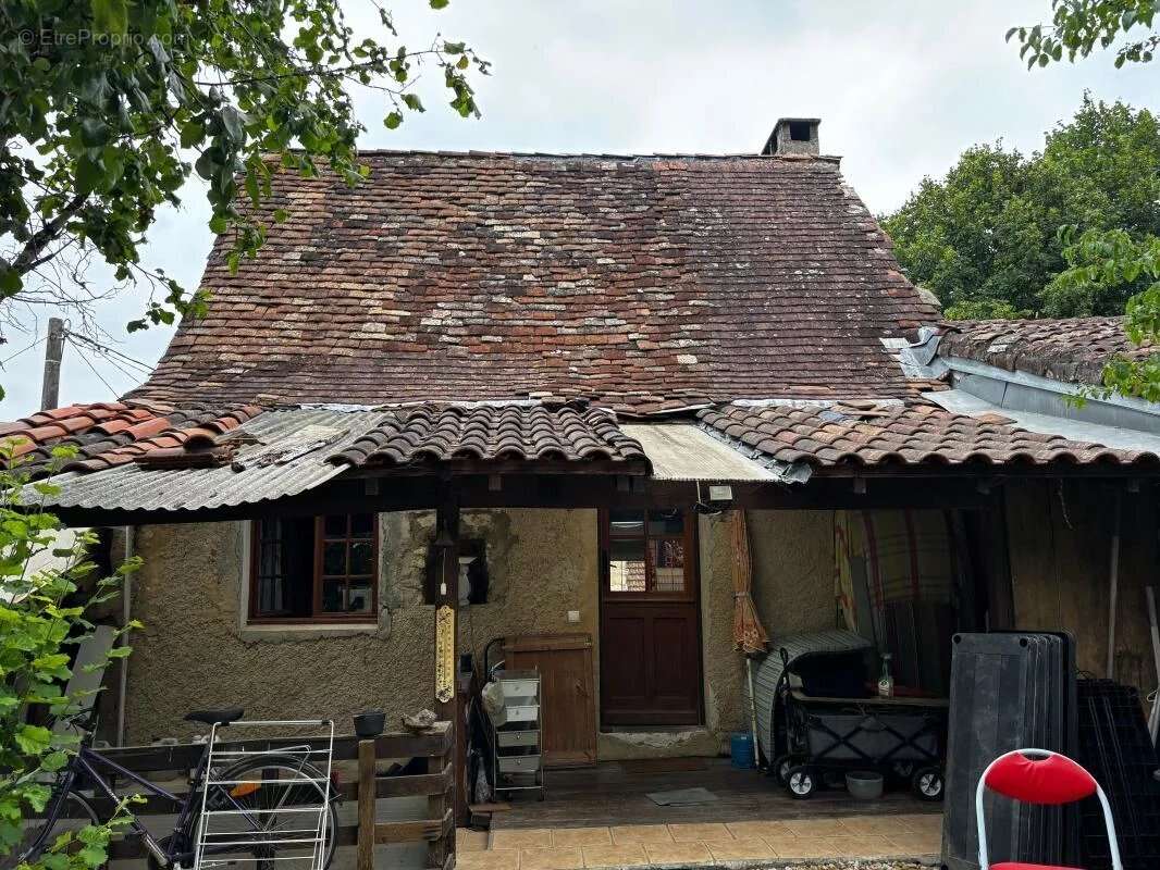 Beau potentiel pour cette charmante bâtisse en pierre ! - photo 8