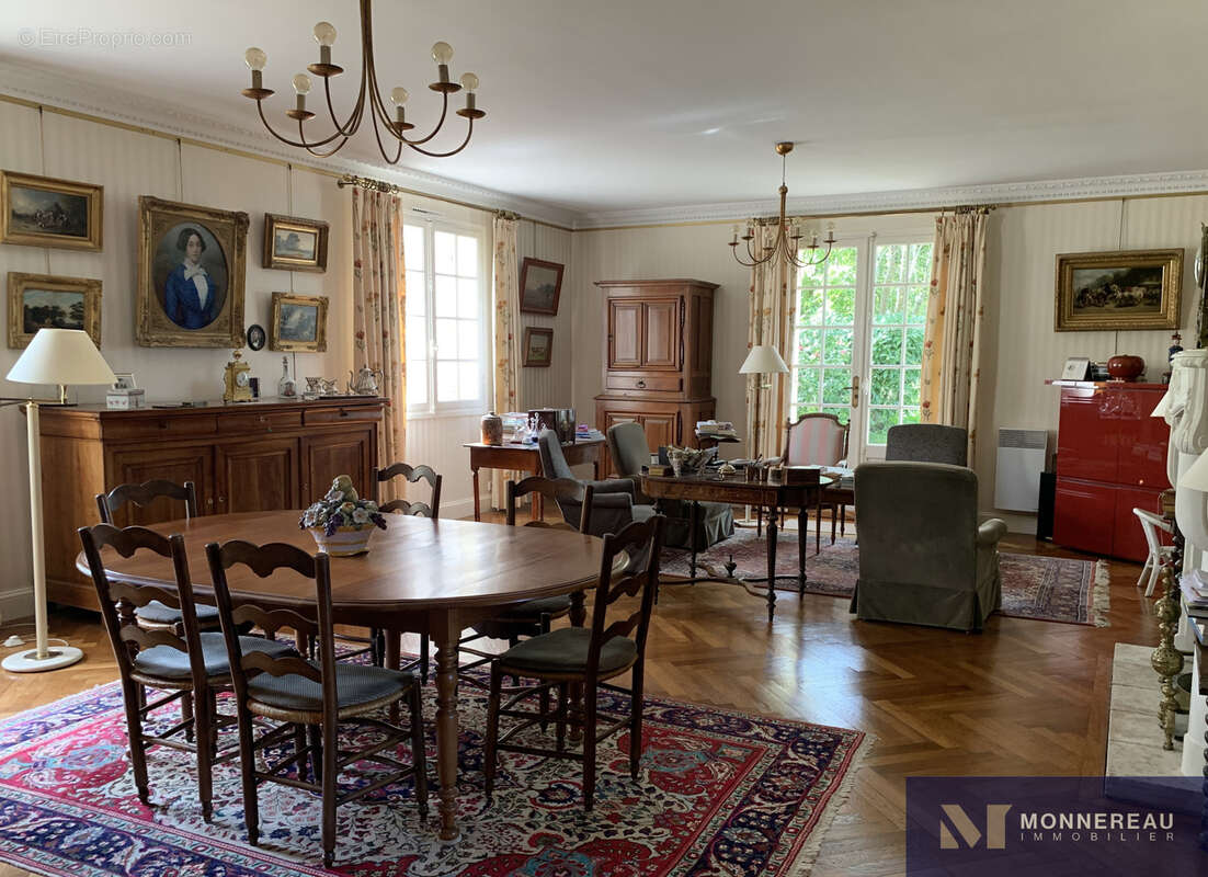 Maison à JONZAC