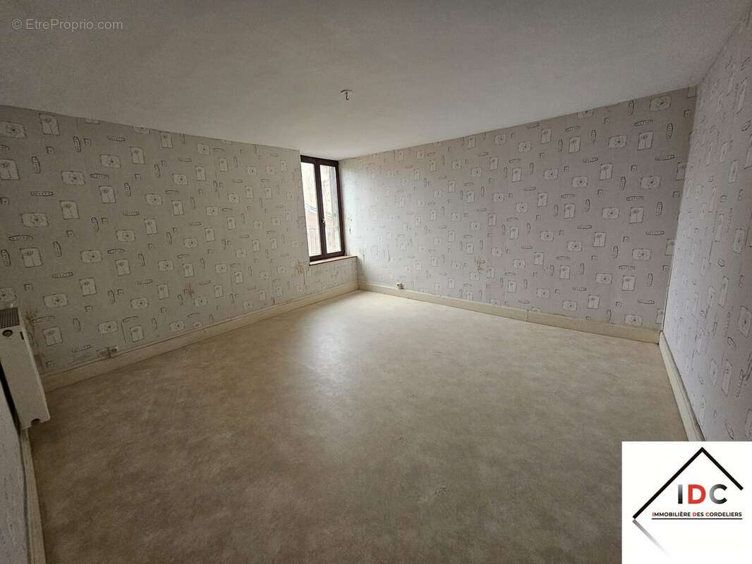 Appartement à AVRICOURT