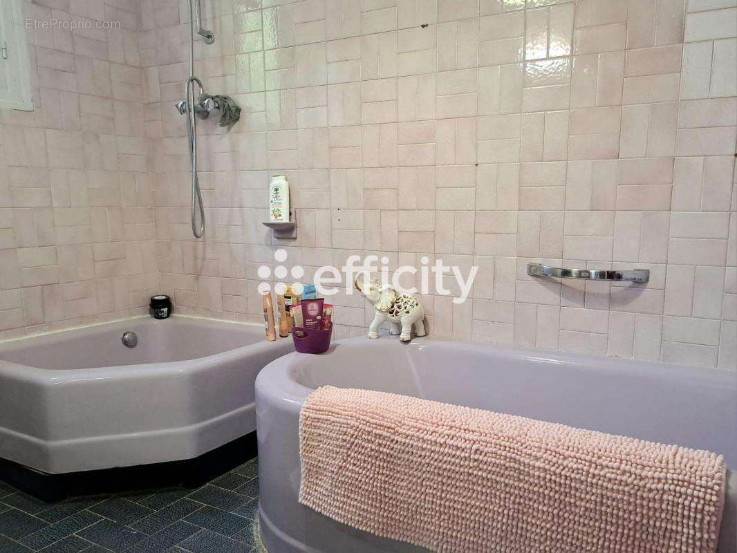 Maison 250 m² à Lano  - photo 12