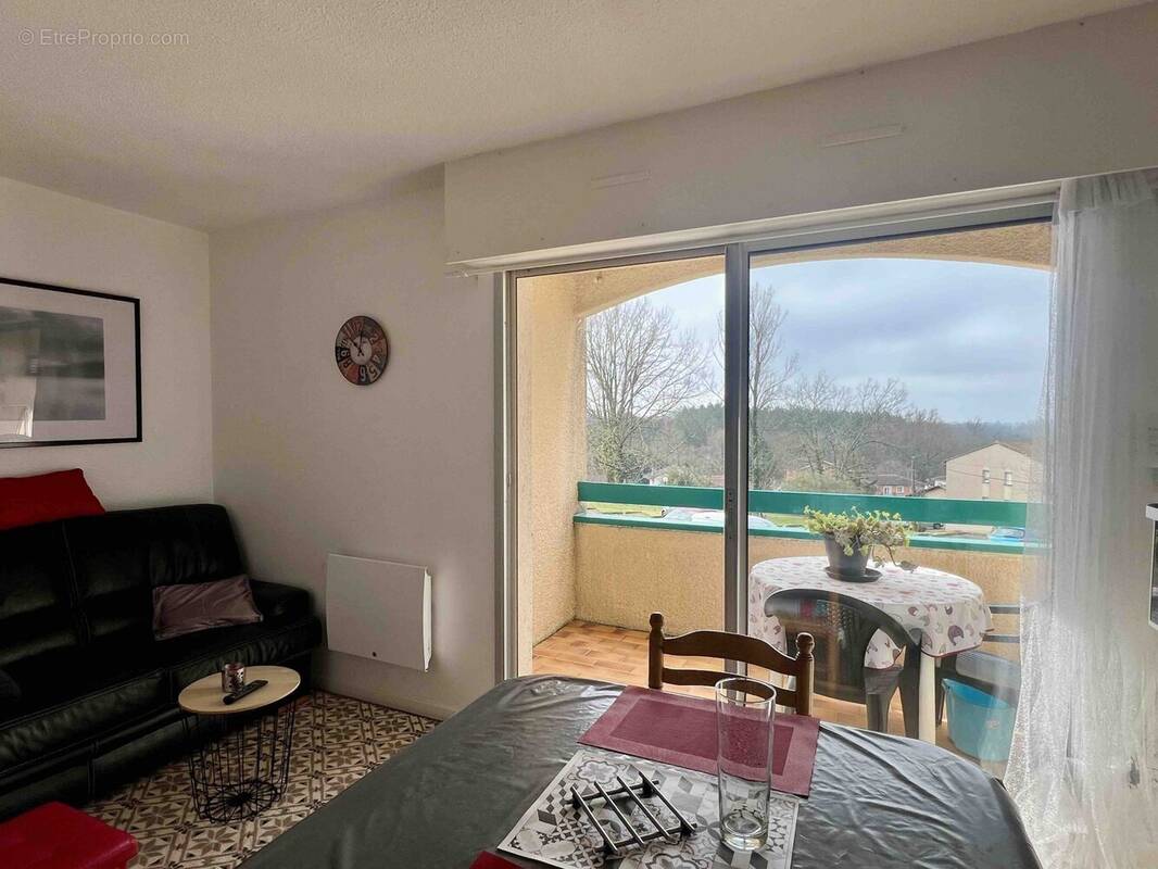 Appartement à CAZAUBON