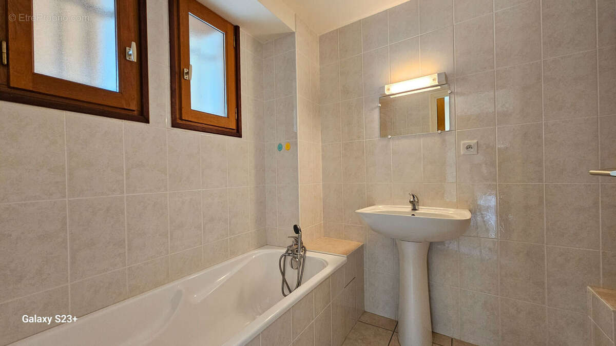 Maison à GRANZAY-GRIPT