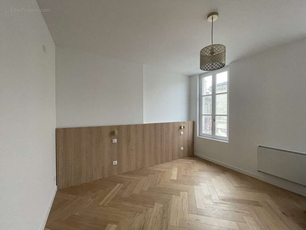 Appartement à BORDEAUX