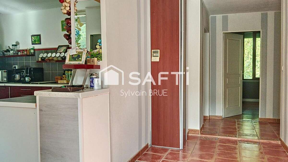 Photo 4 - Maison à BOURRET